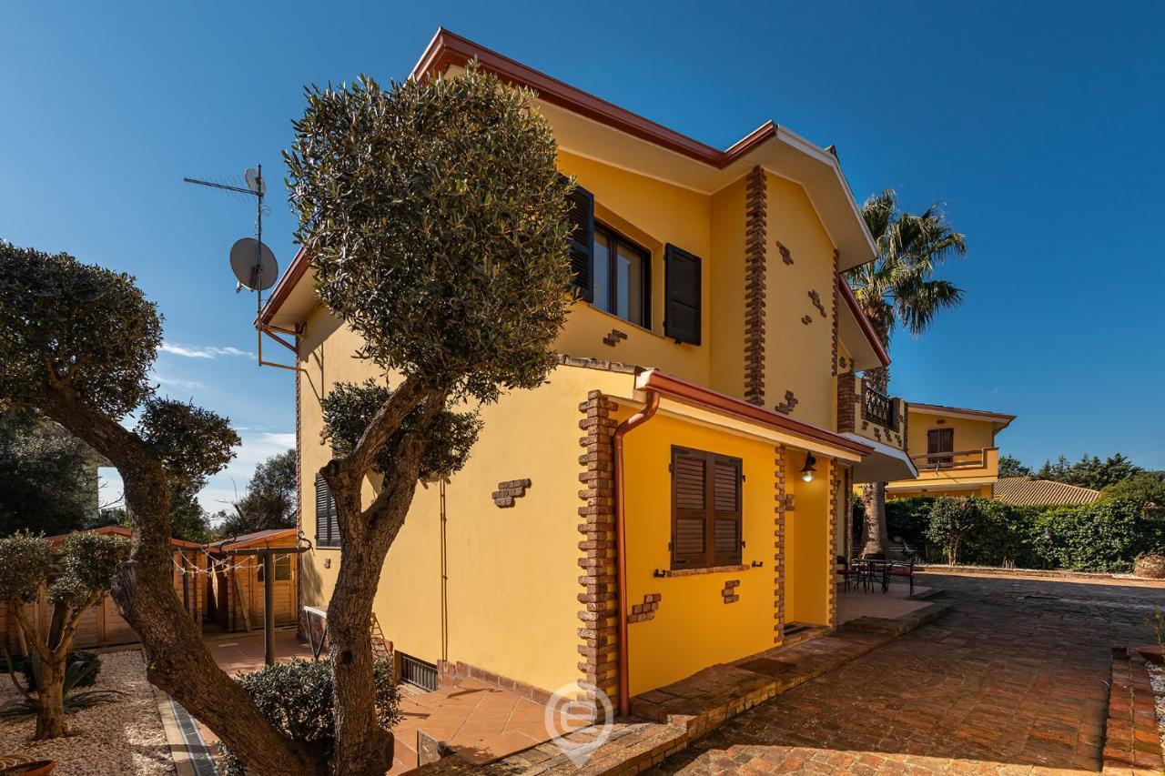 Villa Monica - Suites イグレージアス エクステリア 写真